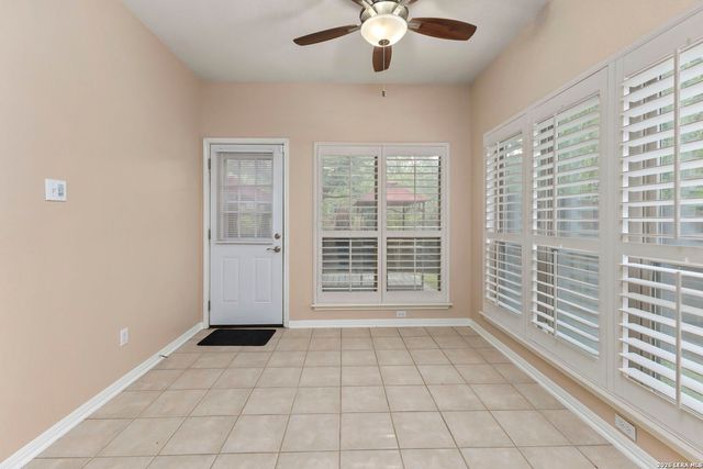 15314 FALL PLACE DR, San Antonio, TX 78247