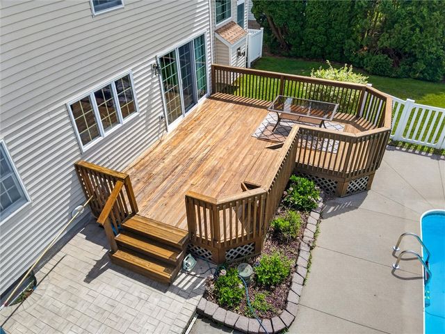 880 Macintosh Drive, Greece, NY 14626