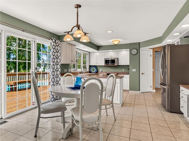 880 Macintosh Drive, Greece, NY 14626
