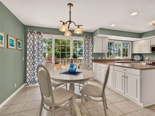 880 Macintosh Drive, Greece, NY 14626