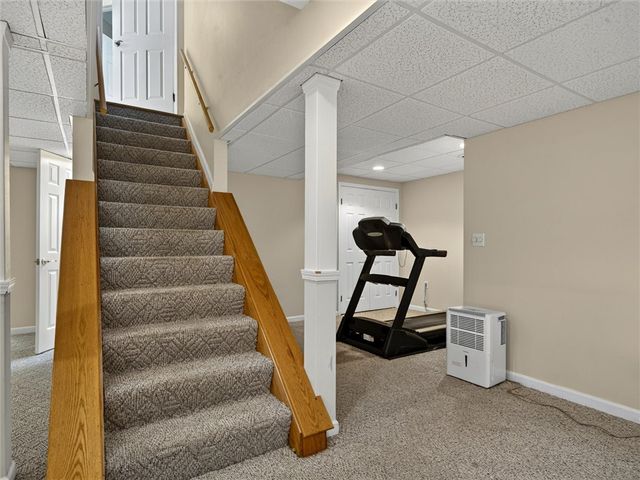 880 Macintosh Drive, Greece, NY 14626