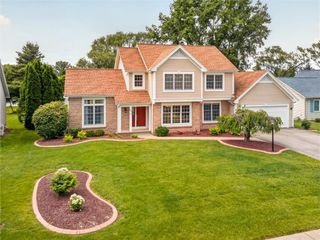 880 Macintosh Drive, Greece, NY 14626