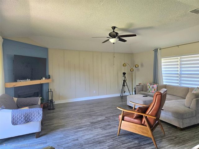 15114 LYNX DRIVE, Tampa, FL 33624