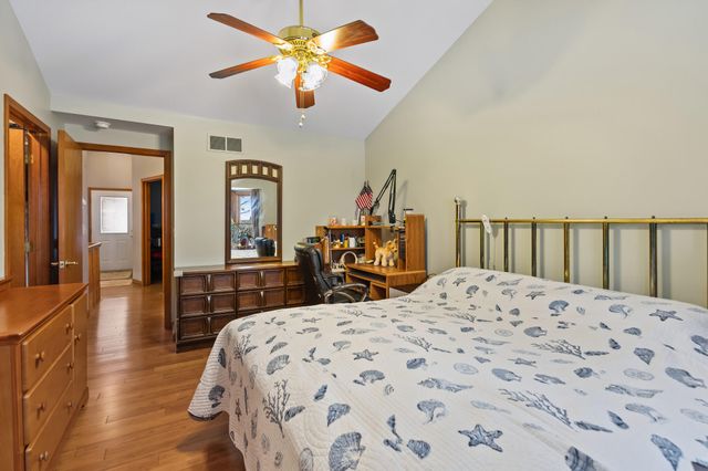 4453 Thornwood Court, Macomb Twp, MI 48092