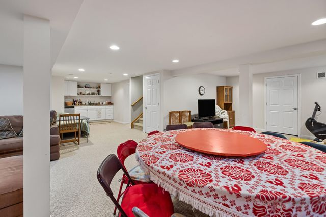 4453 Thornwood Court, Macomb Twp, MI 48092