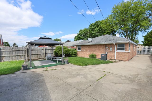 7728 S Kilpatrick Avenue, Chicago, IL 60652