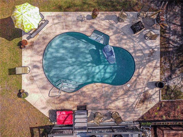 3327 PINE TREE DRIVE, Edgewater, FL 32141