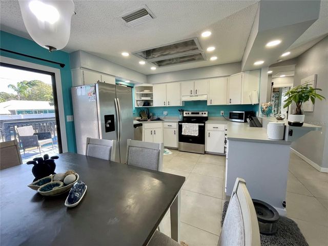 3327 PINE TREE DRIVE, Edgewater, FL 32141