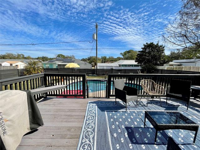 3327 PINE TREE DRIVE, Edgewater, FL 32141