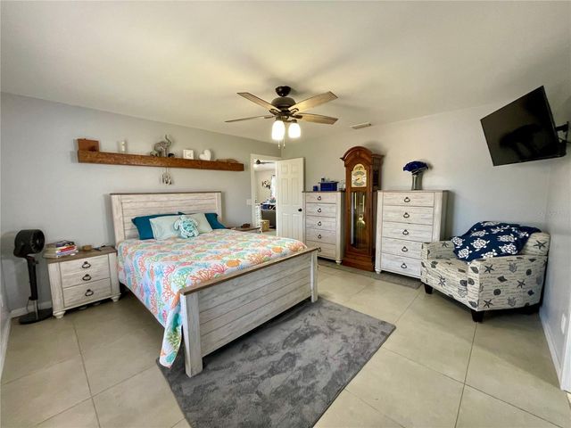 3327 PINE TREE DRIVE, Edgewater, FL 32141