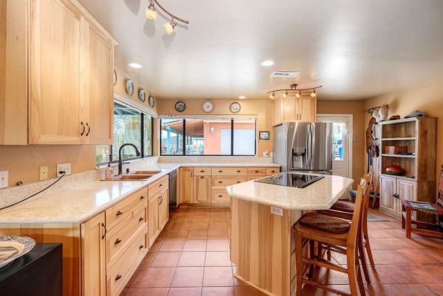 23002 Arjo Lane, Ramona, CA 92065
