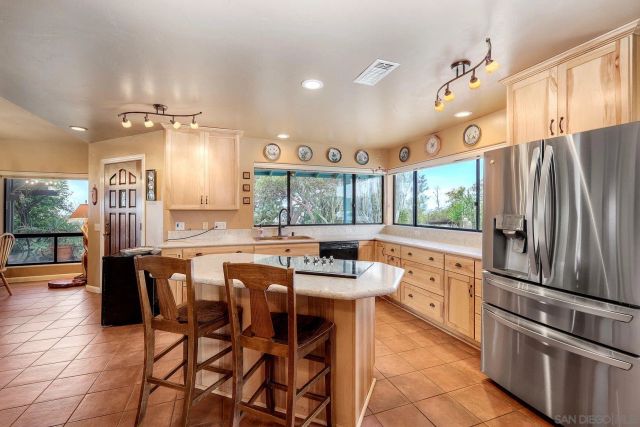 23002 Arjo Lane, Ramona, CA 92065