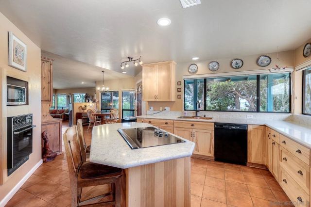 23002 Arjo Lane, Ramona, CA 92065