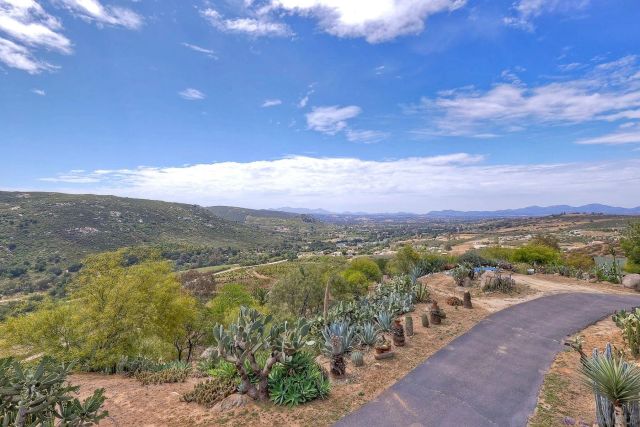 23002 Arjo Lane, Ramona, CA 92065