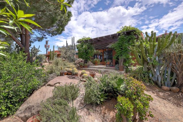 23002 Arjo Lane, Ramona, CA 92065