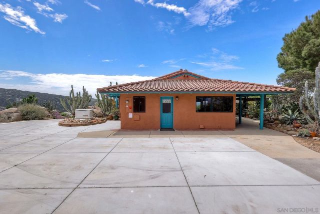 23002 Arjo Lane, Ramona, CA 92065