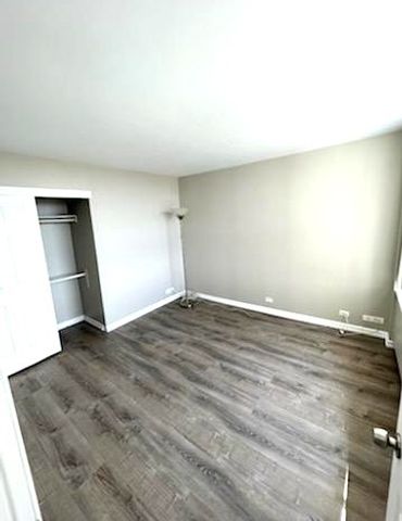 1355 N Sandburg Terrace 1207D, Chicago, IL 60610