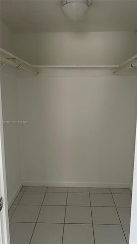 9962 SW 88th St 712-7, Miami, FL 33176