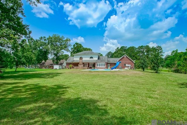 32416 Briarwood Rd, Walker, LA 70785