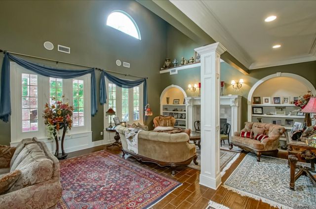 32416 Briarwood Rd, Walker, LA 70785