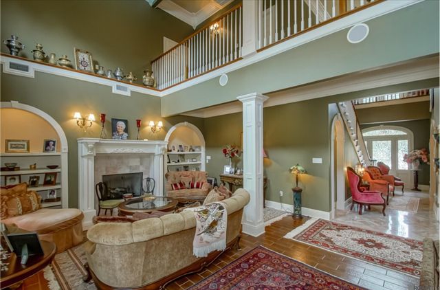 32416 Briarwood Rd, Walker, LA 70785