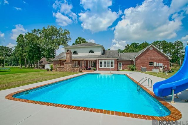 32416 Briarwood Rd, Walker, LA 70785