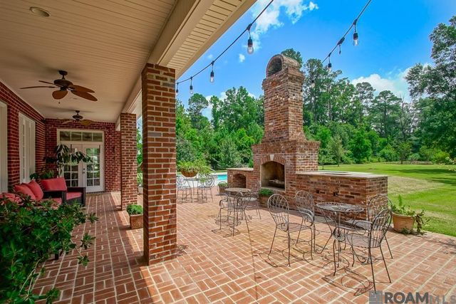 32416 Briarwood Rd, Walker, LA 70785