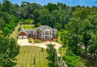 32416 Briarwood Rd, Walker, LA 70785