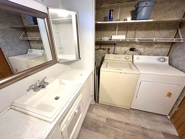 3 Hoover Circle, Loudon, NH 03301