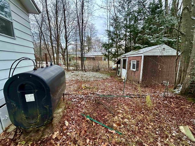 3 Hoover Circle, Loudon, NH 03301