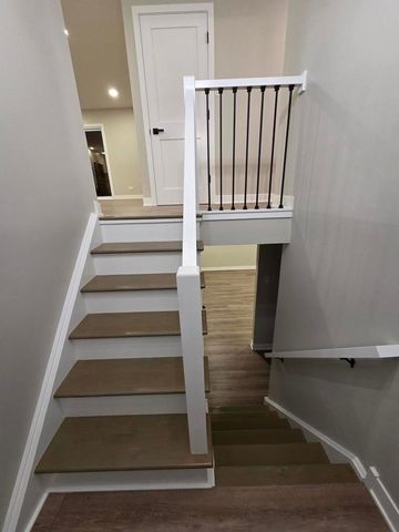 1390 Glen Hill Drive, Glendale Heights, IL 60139