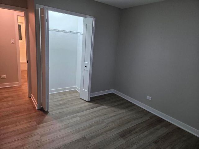 1390 Glen Hill Drive, Glendale Heights, IL 60139