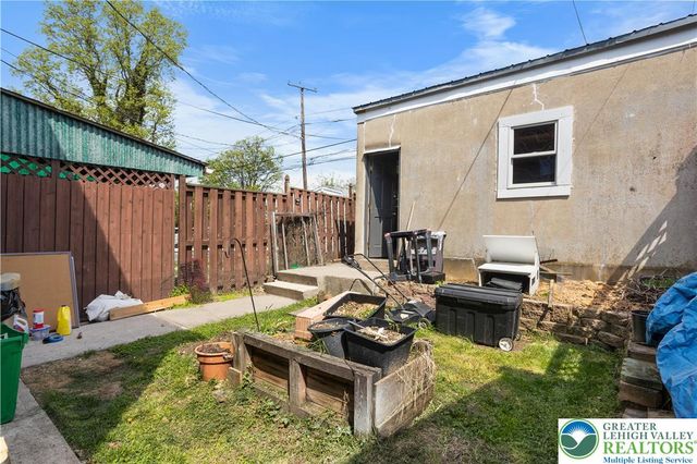805 South 10th Street, Allentown City, PA 18103