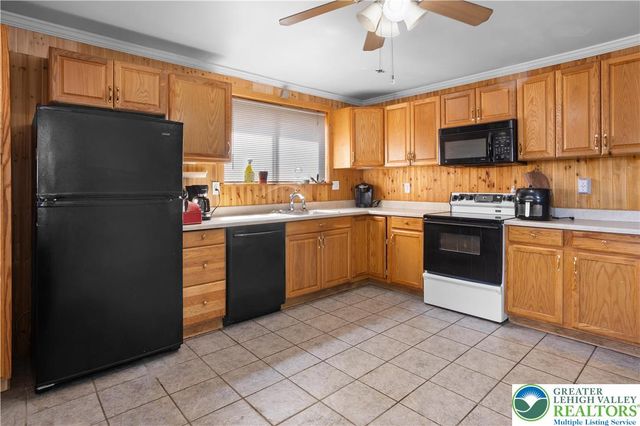 805 South 10th Street, Allentown City, PA 18103