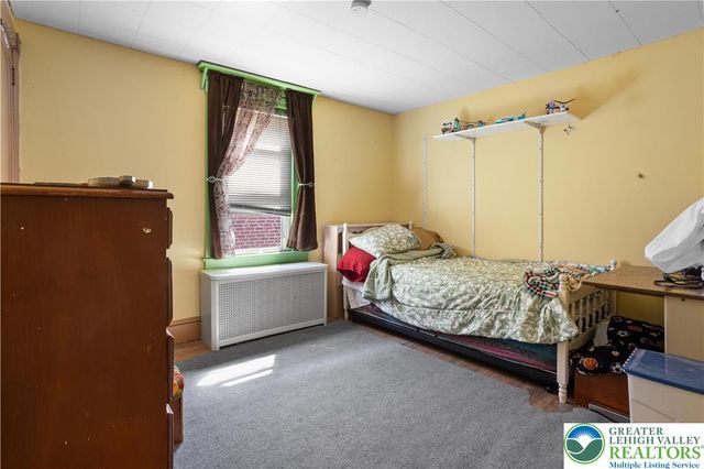 805 South 10th Street, Allentown City, PA 18103