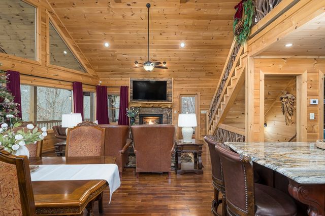 339 Birdseye View, Blue Ridge, GA 30513