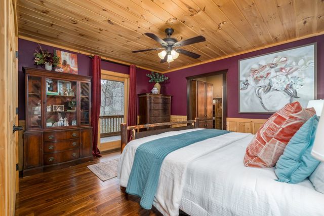 339 Birdseye View, Blue Ridge, GA 30513