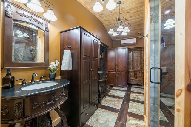 339 Birdseye View, Blue Ridge, GA 30513