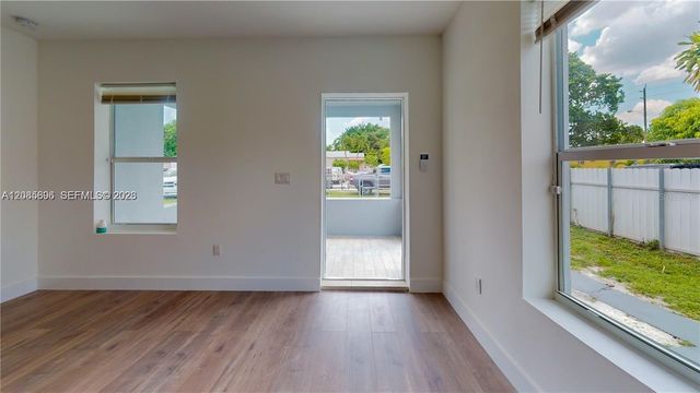 511 SE 2ND STREET, Hialeah, FL 33010