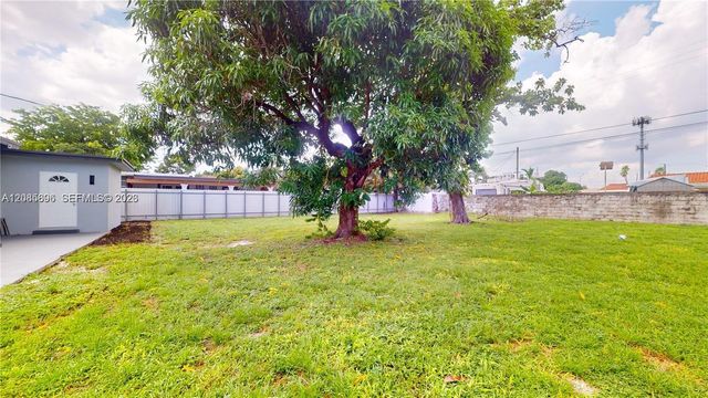 511 SE 2ND STREET, Hialeah, FL 33010