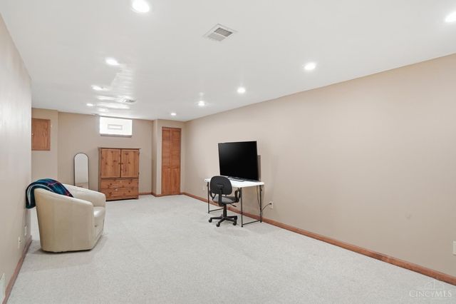 3263 Bellacre Court, Green Twp, OH 45248