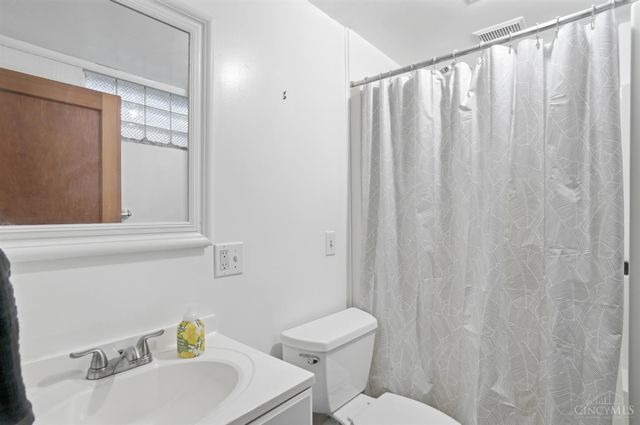 3263 Bellacre Court, Green Twp, OH 45248