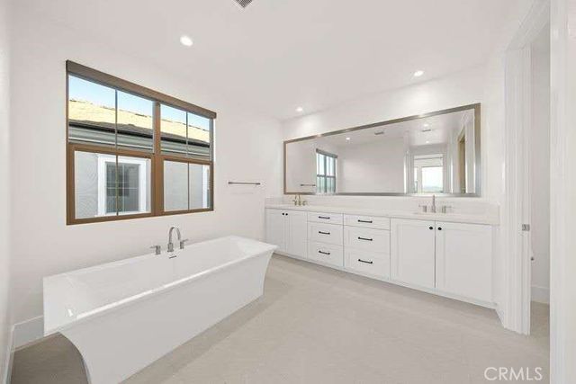 133 Drumbeat, Irvine, CA 92618