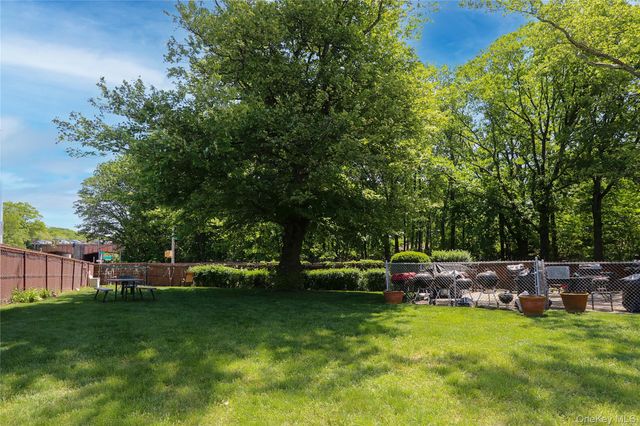 224-24 Union Turnpike 4H, Oakland Gardens, NY 11364