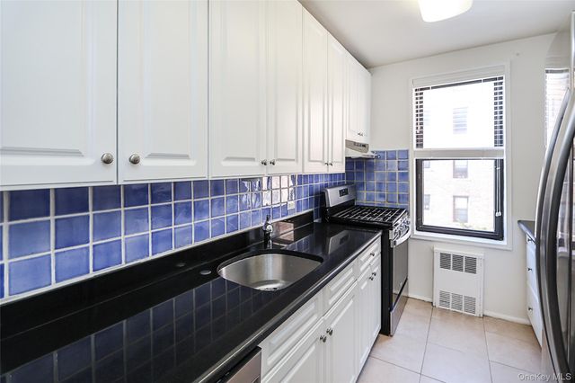 224-24 Union Turnpike 4H, Oakland Gardens, NY 11364