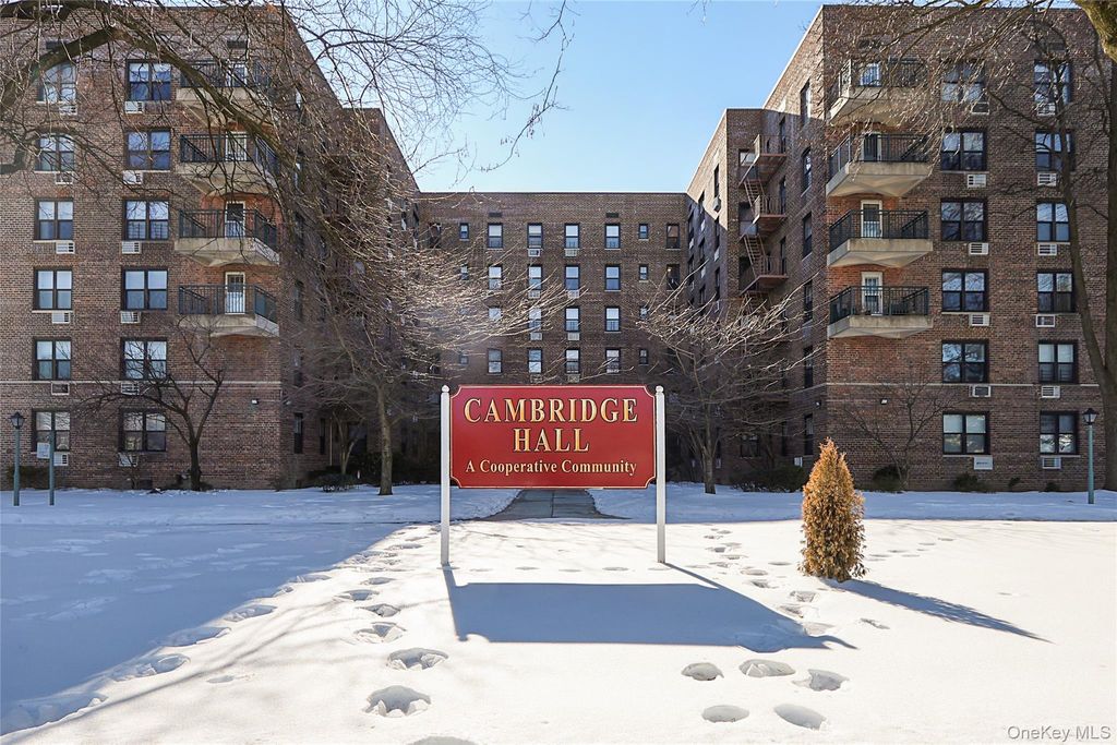 224-24 Union Turnpike 4H, Oakland Gardens, NY 11364