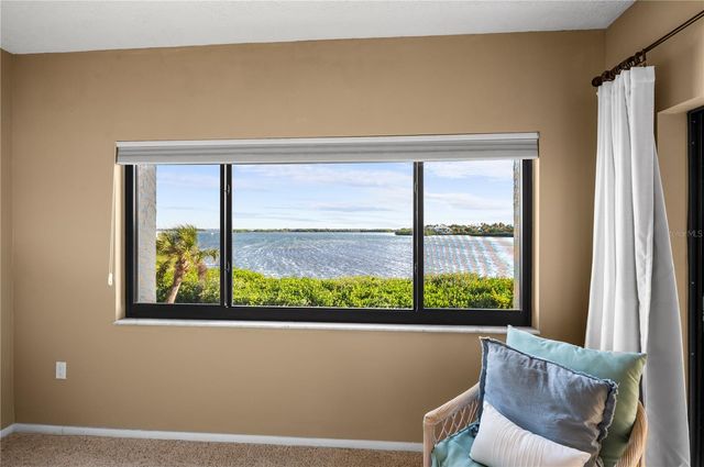 3500 GULF OF MEXICO DRIVE 104, Longboat Key, FL 34228
