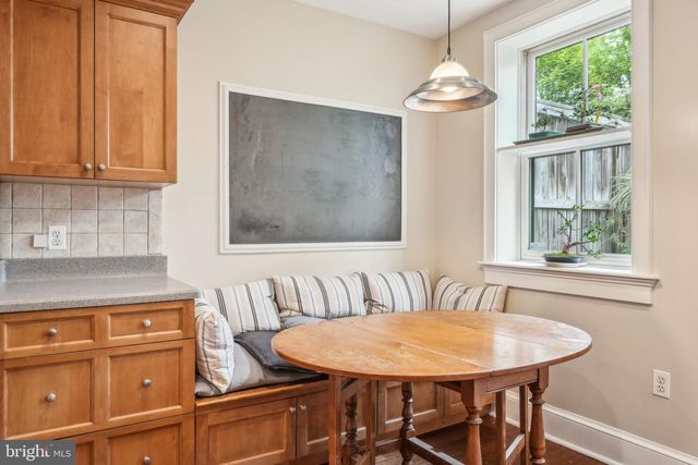 426 11TH STREET, Washington, DC 20003