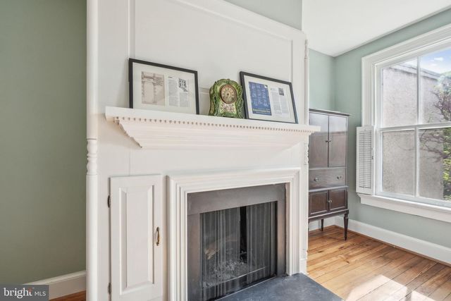 426 11TH STREET, Washington, DC 20003