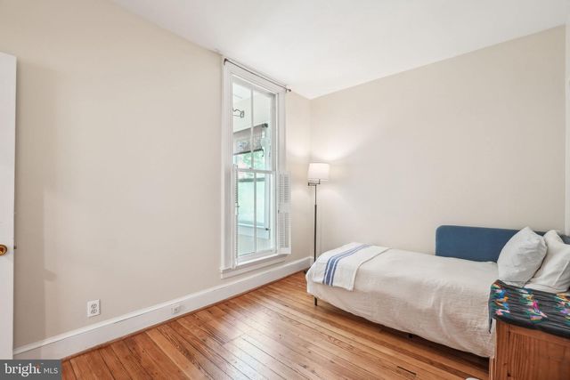 426 11TH STREET, Washington, DC 20003